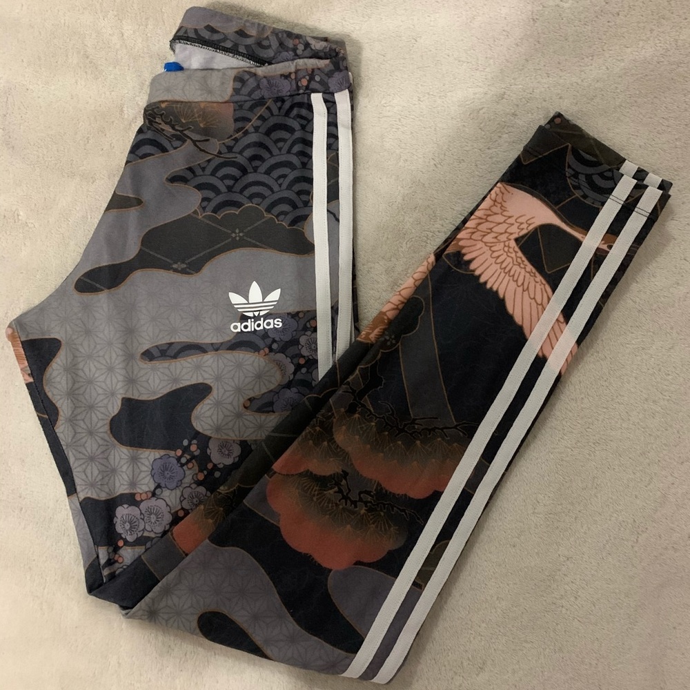 Rita Ora Adidas leggings